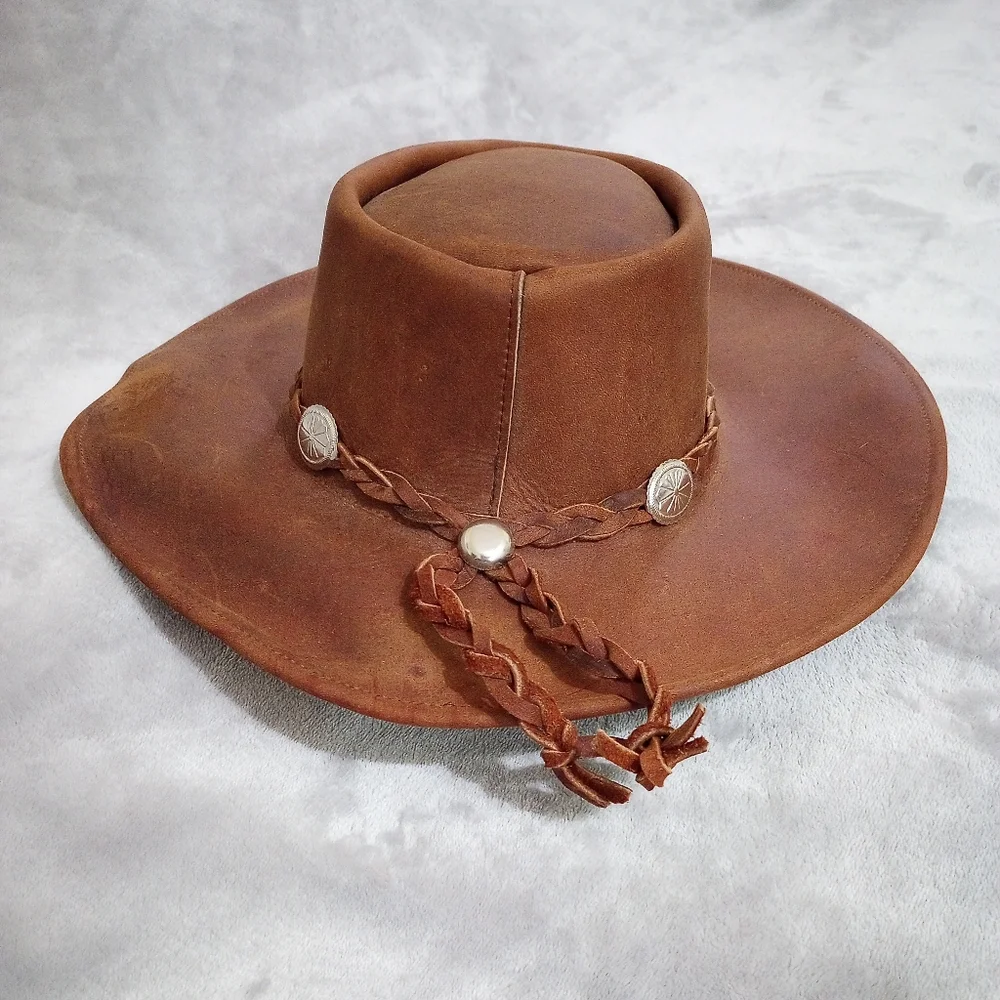 Youth Oiled Leather Drover Hat Concho Trim M
